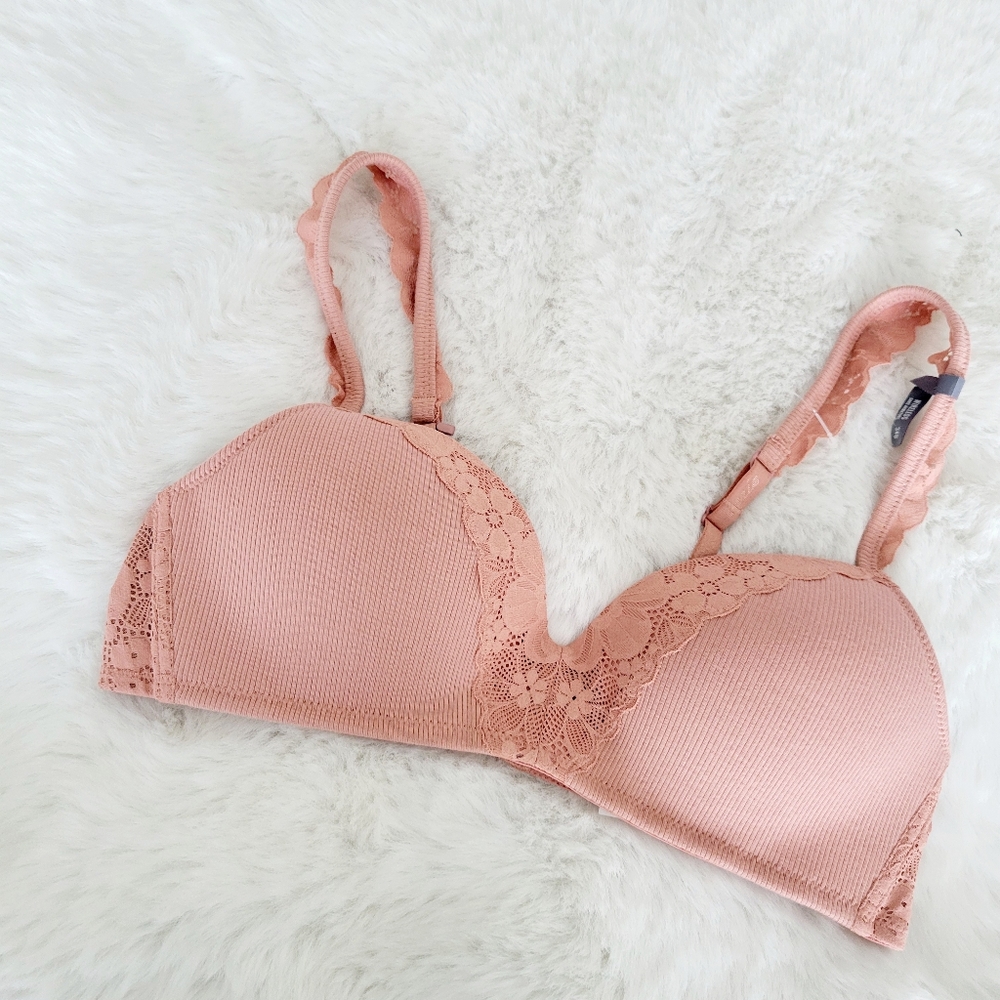💫AERIE REAL HAPPY WIRELESS PUSH UP RETRO LACE BRA SIZE 34B - Picture 8 of 10